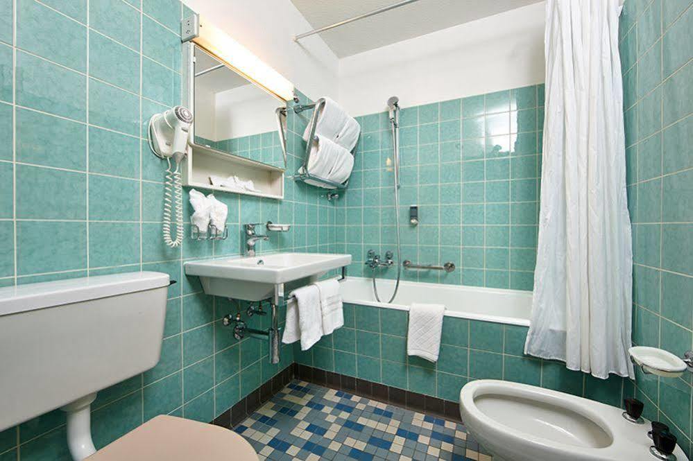 Basic Hotel Arosa 2* Arosa